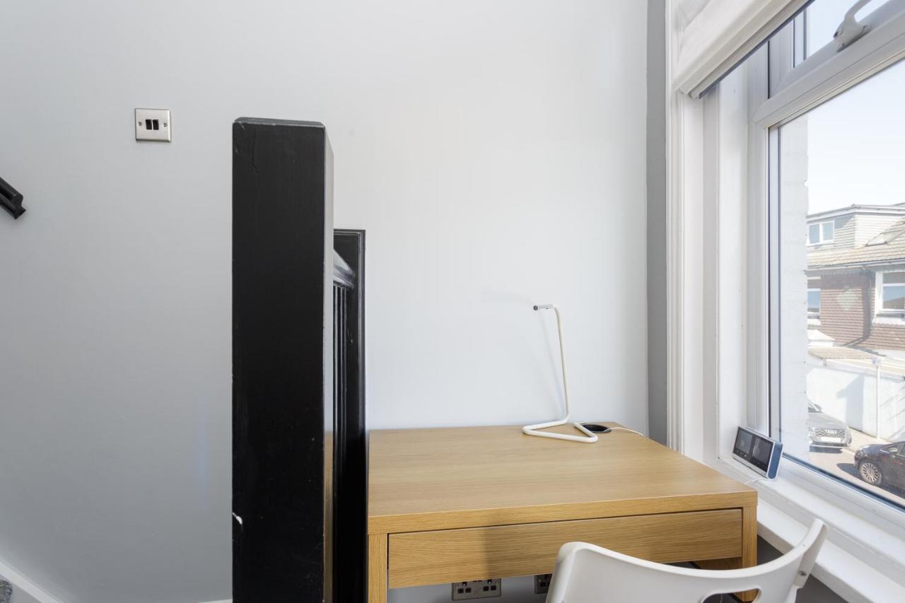 Stopover At Orchard Loft, Cosy And Convenient